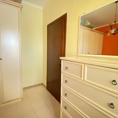 Lido Center 2